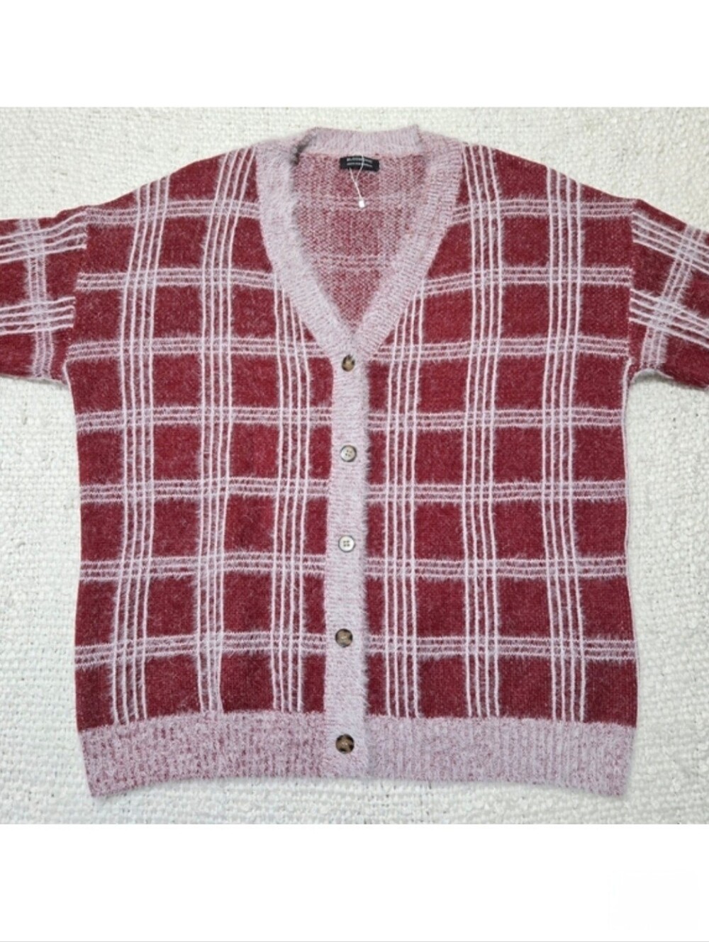 BLOOMCHIC Red White Plaid Cardigan Sweater Buttoned Fuzzy Knit Size 22 / 24 - Picture 8 of 15